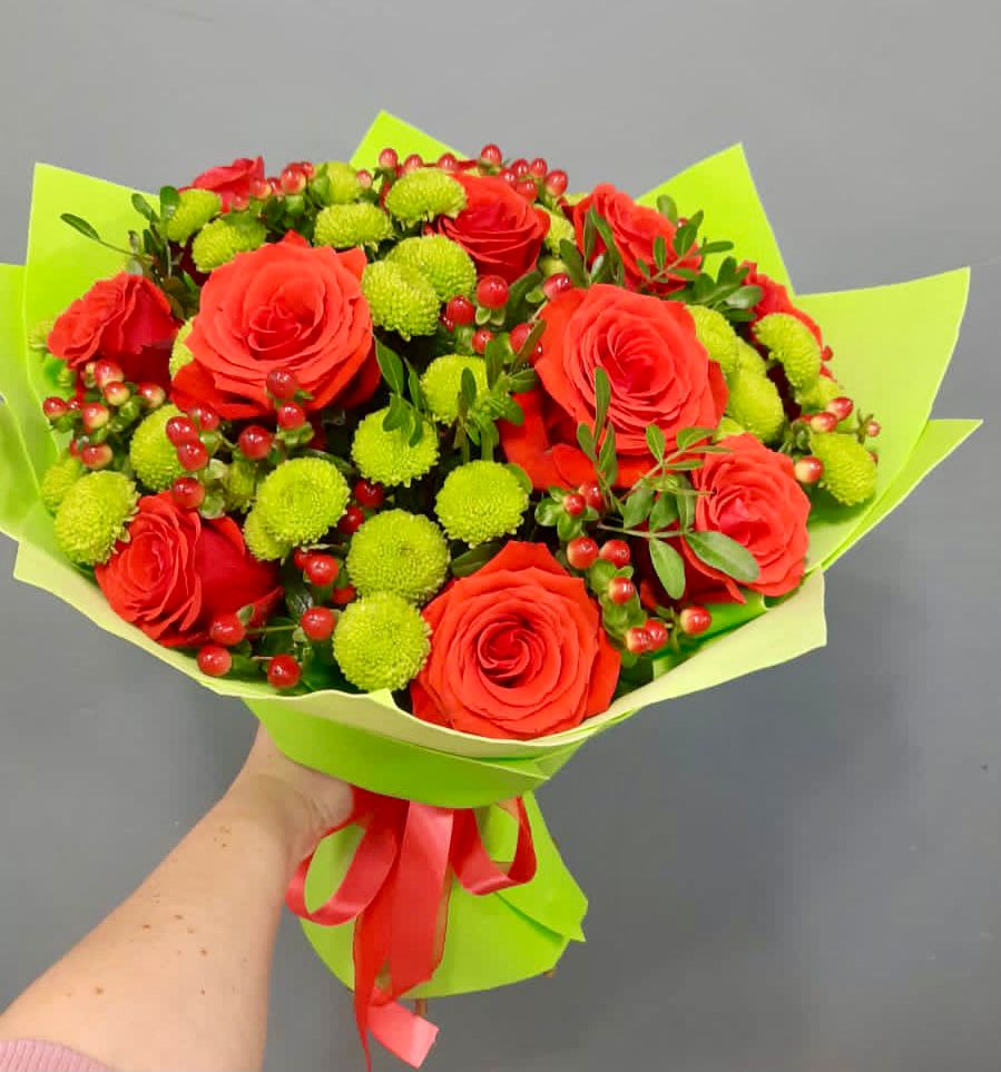 Букет цветов из: Хризантемы и Розы в Заюково