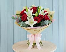 Букет цветов из:  Лилии и Розы #REPLACE_PRED# Заюково