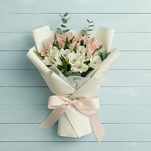 Букет цветов из:  Альстромерии в Заюково