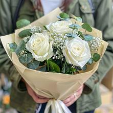 Букет цветов из:  Розы в Заюково