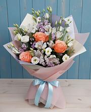 Букет цветов из:  Лизиантусы, Розы, Альстромерии и Гипсофила #REPLACE_PRED# Заюково