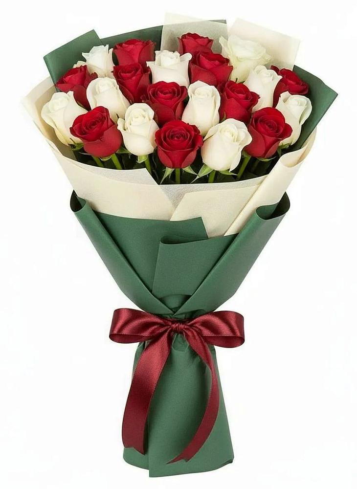 Букет Микс из красных и белых роз в Заюково