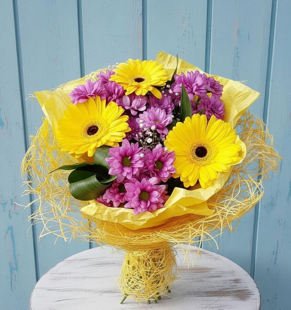 Букет цветов из: Хризантемы и Герберы в Заюково