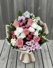 Букет цветов из:  Альстромерии, Гвоздики, Розы и Хризантемы в Заюково