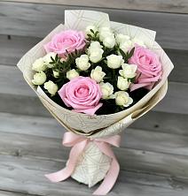 Букет цветов из:  Розы в Заюково