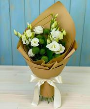 Букет цветов из:  Хризантемы и Лизиантусы в Заюково