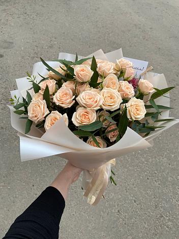 Букет Кремовые розы Латте в Заюково