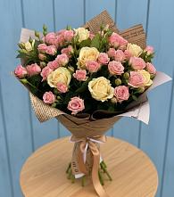 Букет цветов из:  Розы в Заюково