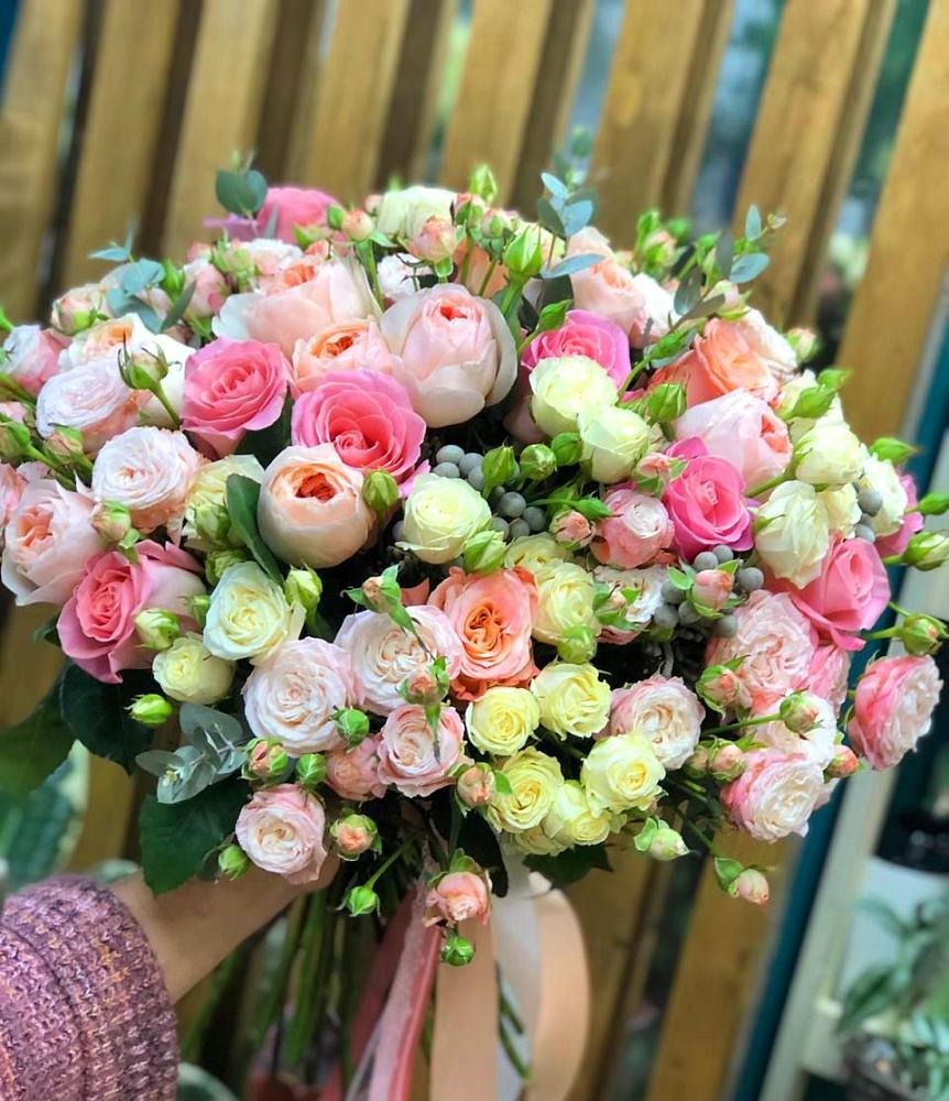 Букет цветов из: Розы в Заюково