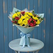 Букет цветов из:  Альстромерии и Хризантемы в Заюково