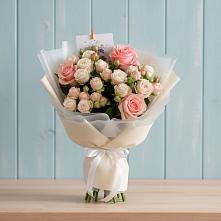 Букет цветов из:  Розы в Заюково