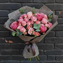 Букет цветов из:  Розы в Заюково